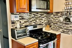 51 Paine Ave, Irvington, NJ 07111 - Photo 32