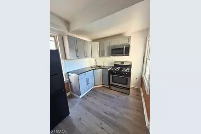 377 N 7th St #2, Newark, NJ 07107 - Photo 2