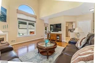 2 Craft Farm Dr, Bridgewater, NJ 08807 - Photo 8