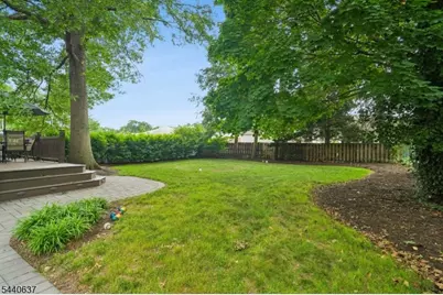 688 Greenbrook Rd, North Plainfield, NJ 07063 - Photo 36