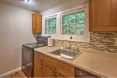 114-116 Lakeside Dr, Liberty Township, NJ 07823 - Photo 12