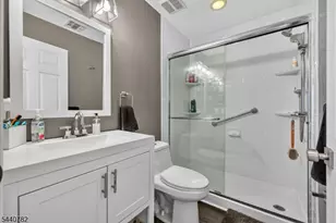 169 Winchester Ct, Clifton, NJ 07013 - Photo 14