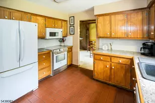 7 Catan Dr, Chester, NJ 07930 - Photo 16