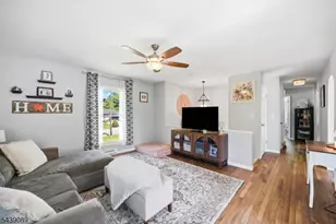 1 Hampton Spring Rd, Hampton Township, NJ 07860 - Photo 8