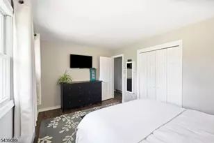 1 Hampton Spring Rd, Hampton Township, NJ 07860 - Photo 26