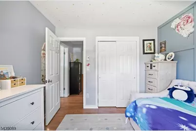 1 Hampton Spring Rd, Hampton Township, NJ 07860 - Photo 32