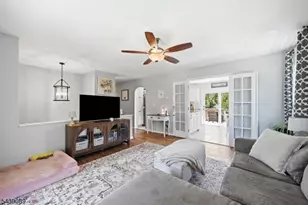 1 Hampton Spring Rd, Hampton Township, NJ 07860 - Photo 10