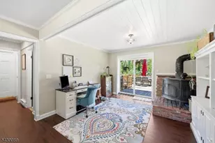 1 Hampton Spring Rd, Hampton Township, NJ 07860 - Photo 16