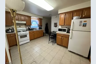700 W Camplain Rd #4, Manville, NJ 08835 - Photo 4