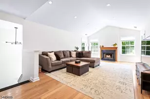 343 Bowler Ct, Piscataway Township, NJ 08854 - Photo 4