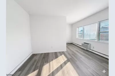 325 1st St #6, Carlstadt, NJ 07072 - Photo 6