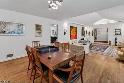 20 Kean Rd, Millburn, NJ 07078 - Photo 4