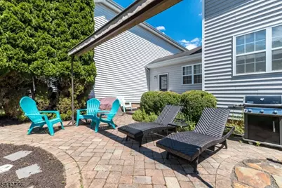 21 Stirrup Ln, Raritan Township, NJ 08822 - Photo 32