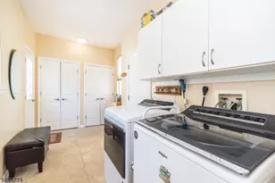 21 Stirrup Ln, Raritan Township, NJ 08822 - Photo 18