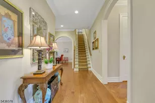 4 Dogwood Dr, Mendham Township, NJ 07960 - Photo 8