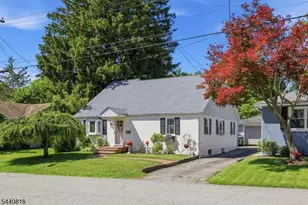 512 Monroe St, Hackettstown, NJ 07840 - Photo 2