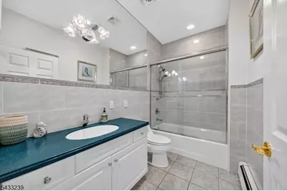 15 Daro Ct, Montville Township, NJ 07045 - Photo 32