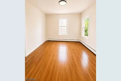72 N 13th St #2, Newark, NJ 07107 - Photo 2