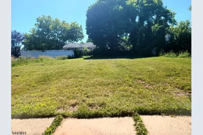 310 N 2nd Ave, Manville, NJ 08835 - Photo 1