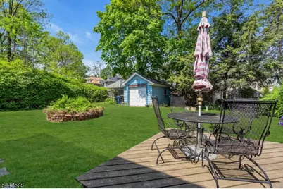 1141 Gresham Rd, Plainfield, NJ 07062 - Photo 10