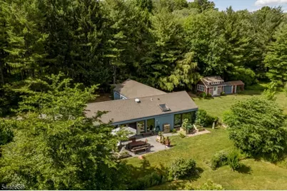 1024 Califon Cokesbury Rd, Tewksbury Township, NJ 08833 - Photo 2