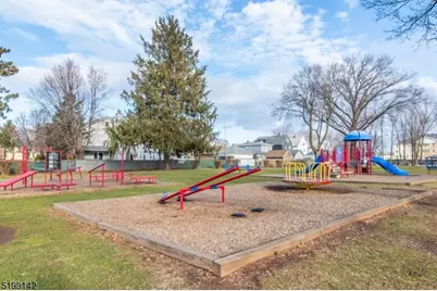 685 Van Houten Ave #3, Clifton, NJ 07013 - Photo 18