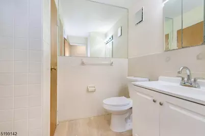 685 Van Houten Ave #3, Clifton, NJ 07013 - Photo 6