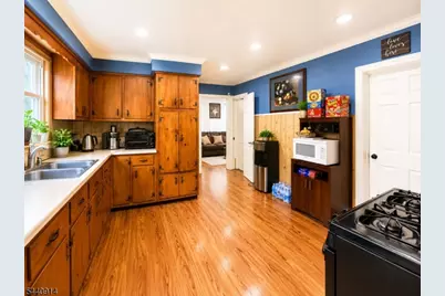 205-207 E 24th St, Paterson, NJ 07514 - Photo 6