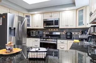 156 Madison St, Dover, NJ 07801 - Photo 8