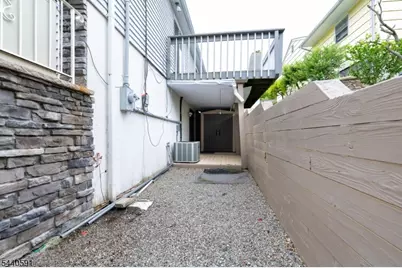156 Madison St, Dover, NJ 07801 - Photo 28