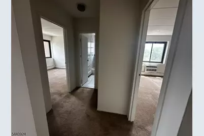 77 Prospect Ave #C, Hackensack, NJ 07601 - Photo 18
