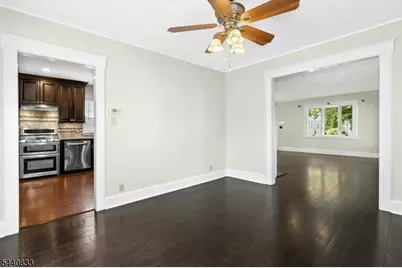 48 Mansion Ter, Cranford Township, NJ 07016 - Photo 8