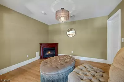 252 Mabel Pl, Franklin Lakes, NJ 07417 - Photo 32
