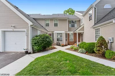 160 Aster Ct, Readington, NJ 08889 - Photo 2