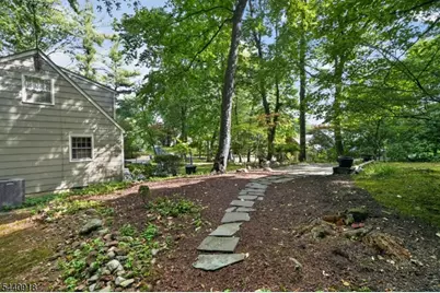 905 Charlotte Road, Plainfield, NJ 07060 - Photo 32
