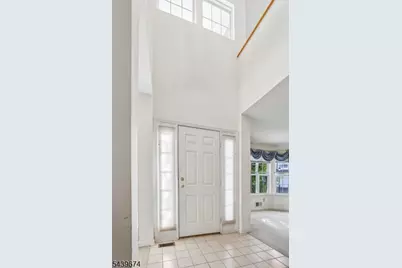 60 Woodmont Dr, Randolph Township, NJ 07869 - Photo 4