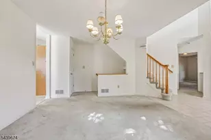 60 Woodmont Dr, Randolph Township, NJ 07869 - Photo 10