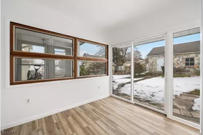 211 Pennsylvania Ave, Pohatcong Township, NJ 08865 - Photo 10