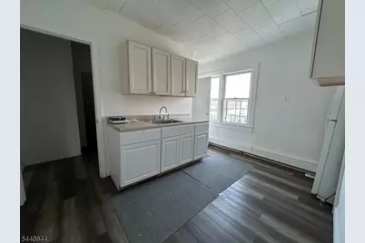 377 N 7th St #3, Newark, NJ 07107 - Photo 4