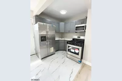 60 Laurel St, Paterson, NJ 07522 - Photo 4