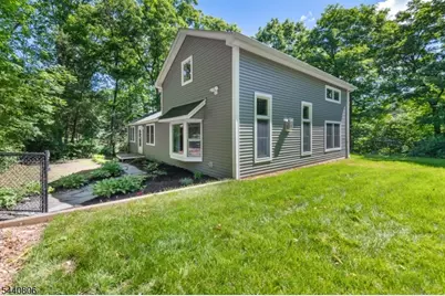14 Maine Rd, West Milford, NJ 07421 - Photo 2