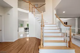 18 Montfort Dr, Montgomery Township, NJ 08502 - Photo 4