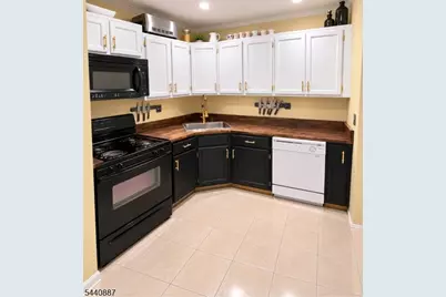 2B Terrace Dr, Chatham Township, NJ 07928 - Photo 2