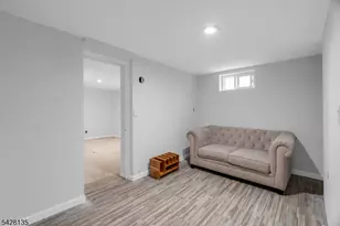 347 Livingston Rd, Linden, NJ 07036 - Photo 36