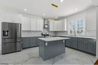 31 Davis Ave, Franklin Township, NJ 08873 - Photo 6