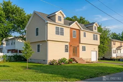31 Davis Ave, Franklin Township, NJ 08873 - Photo 2