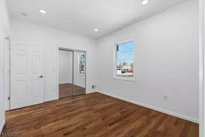 31 Davis Ave, Franklin Township, NJ 08873 - Photo 12