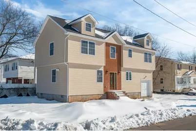 31 Davis Ave, Franklin Township, NJ 08873 - Photo 2