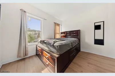 216 N Maple Ave, East Orange, NJ 07017 - Photo 8