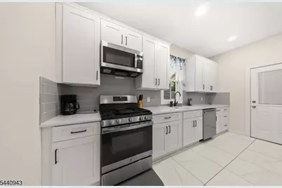 216 N Maple Ave, East Orange, NJ 07017 - Photo 4